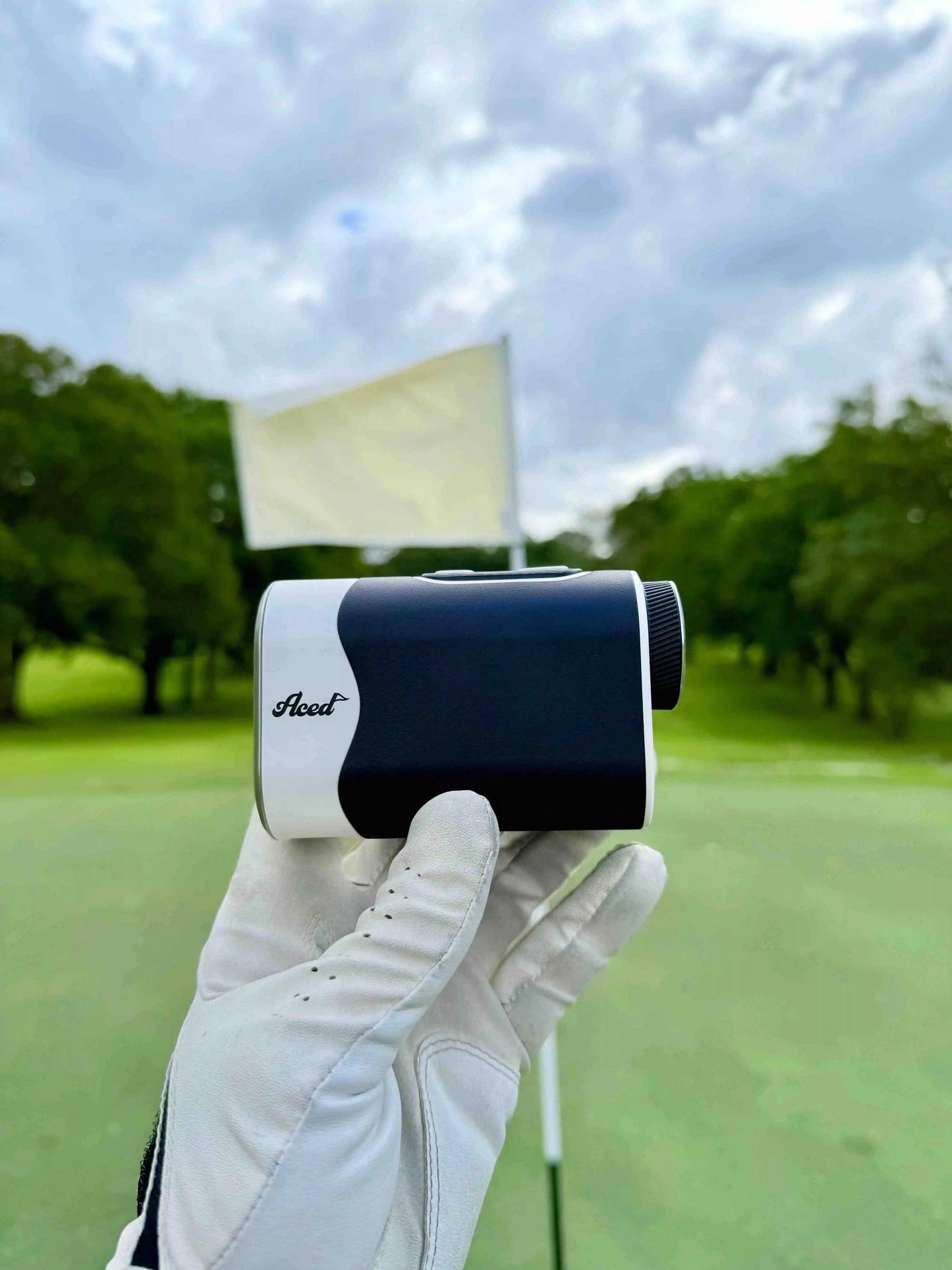 Aced Golf Range Finder